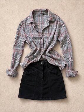 Karl Lagerfeld Oversized Shirt + Wilfred Free Black Mini skirt ❤️🍒